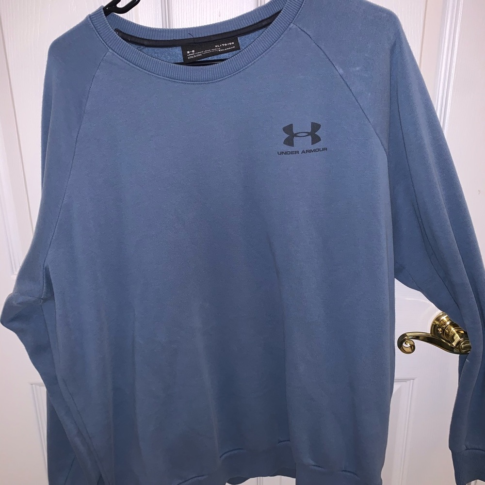Under Armour Sweatshirt